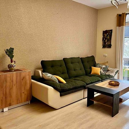 Cozy 2Br Oasis In Central Burgas by Eksteriør bilde
