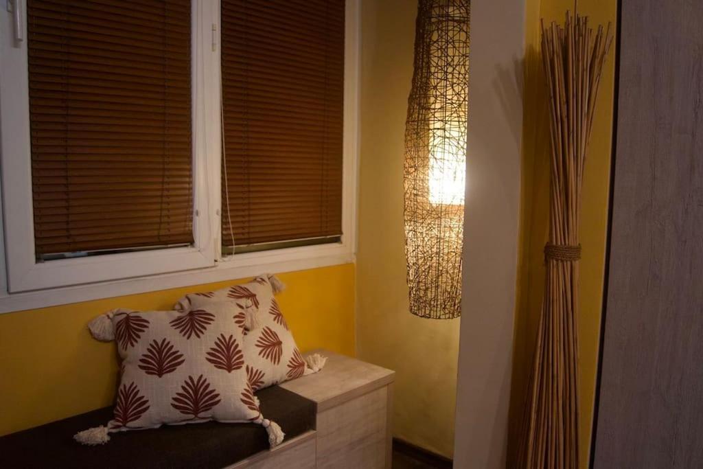 Cozy 2Br Oasis In Central Burgas by Eksteriør bilde
