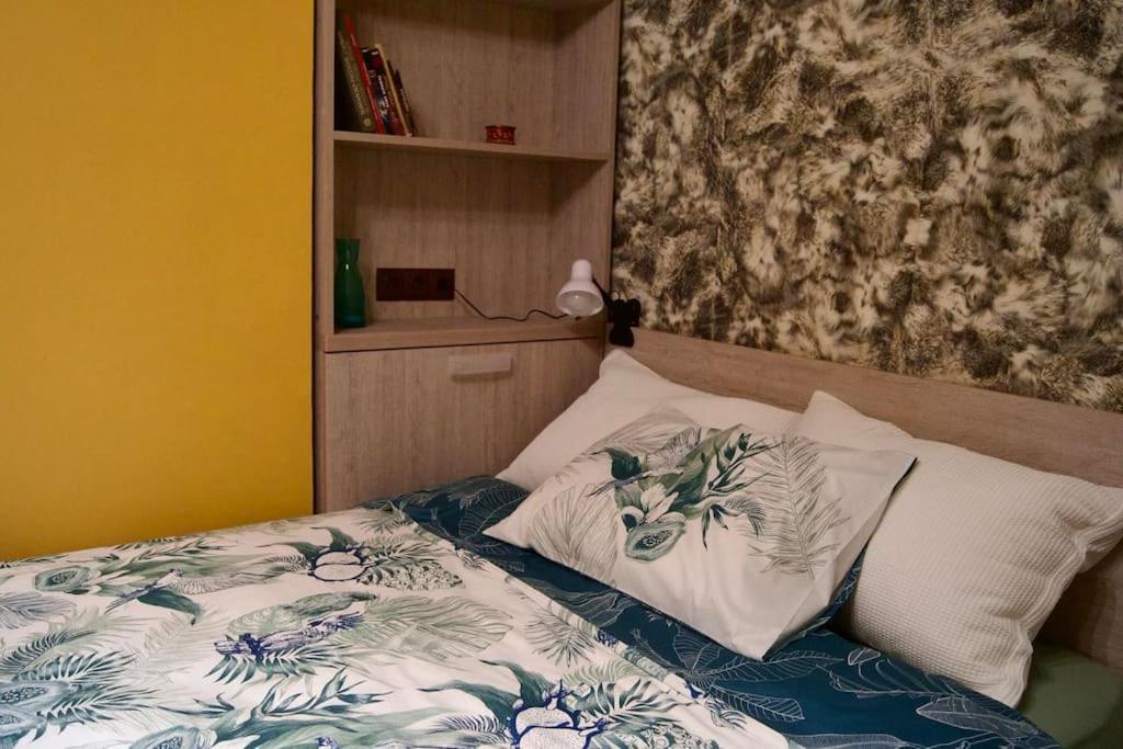 Cozy 2Br Oasis In Central Burgas by Eksteriør bilde