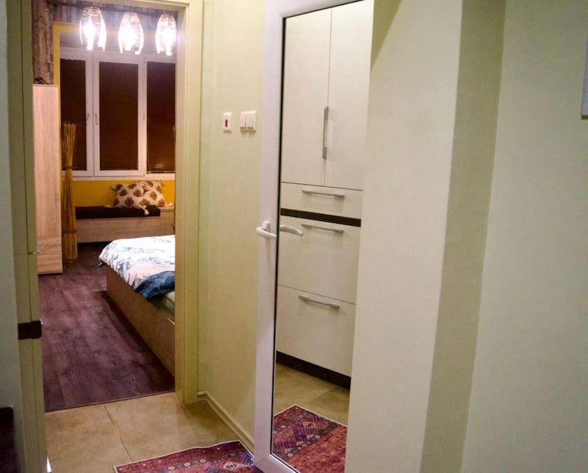 Cozy 2Br Oasis In Central Burgas by Eksteriør bilde