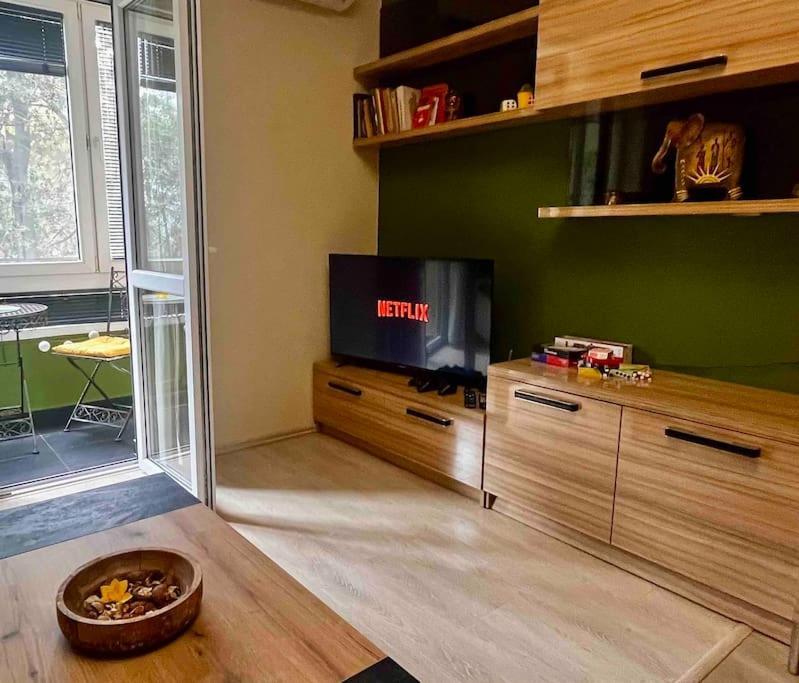Cozy 2Br Oasis In Central Burgas by Eksteriør bilde